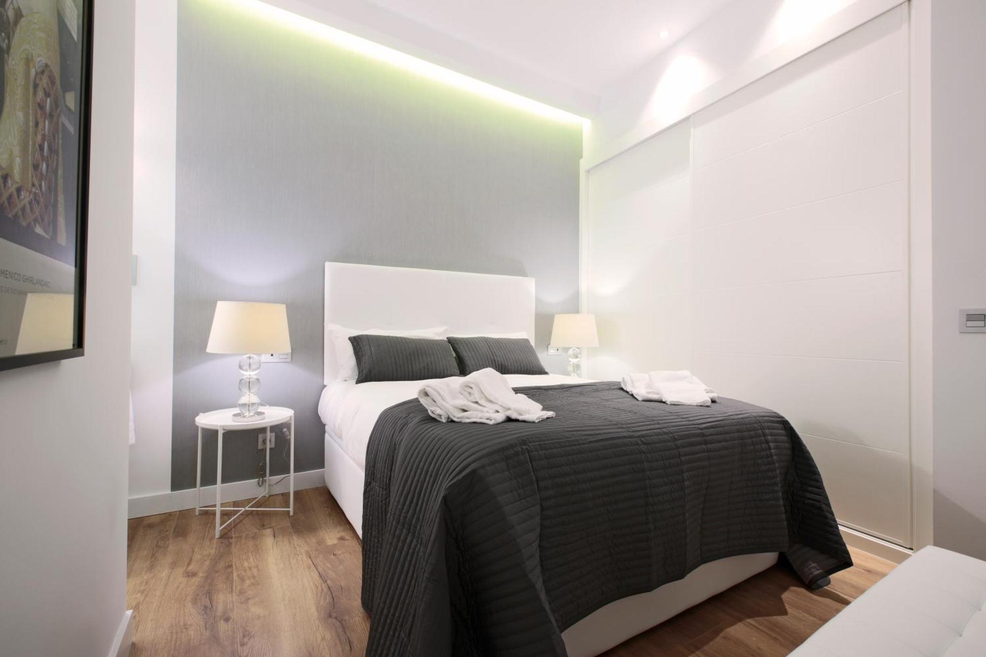 Latina Palace Madrid Kültér fotó