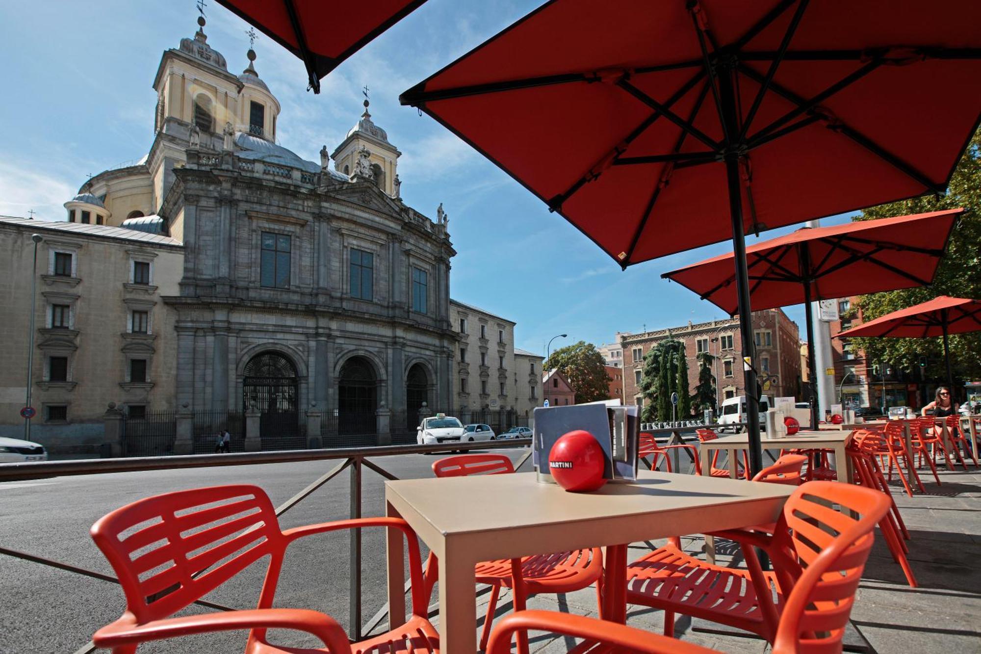 Latina Palace Madrid Kültér fotó