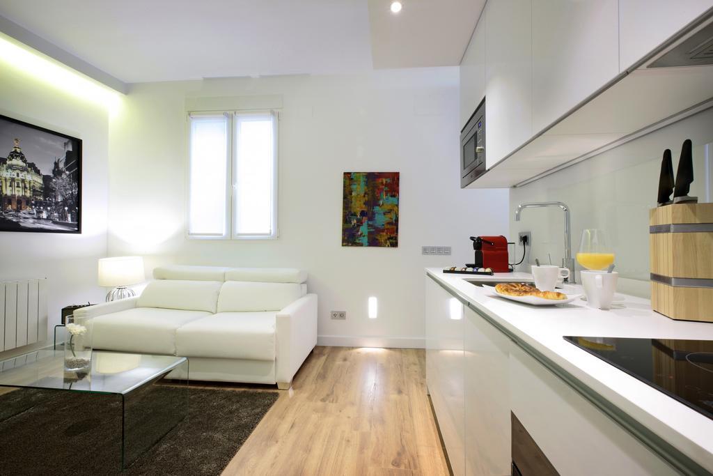 Latina Palace Madrid Kültér fotó